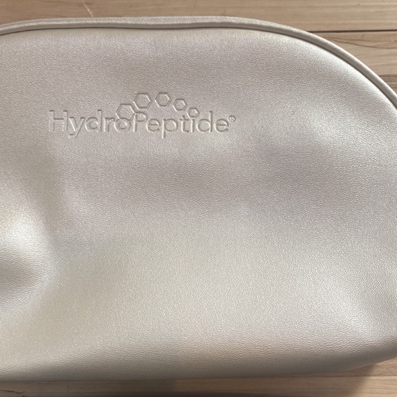 Serge Normant and Hydro Peptide Cosmetic Bags Bundle - Picture 2 of 6